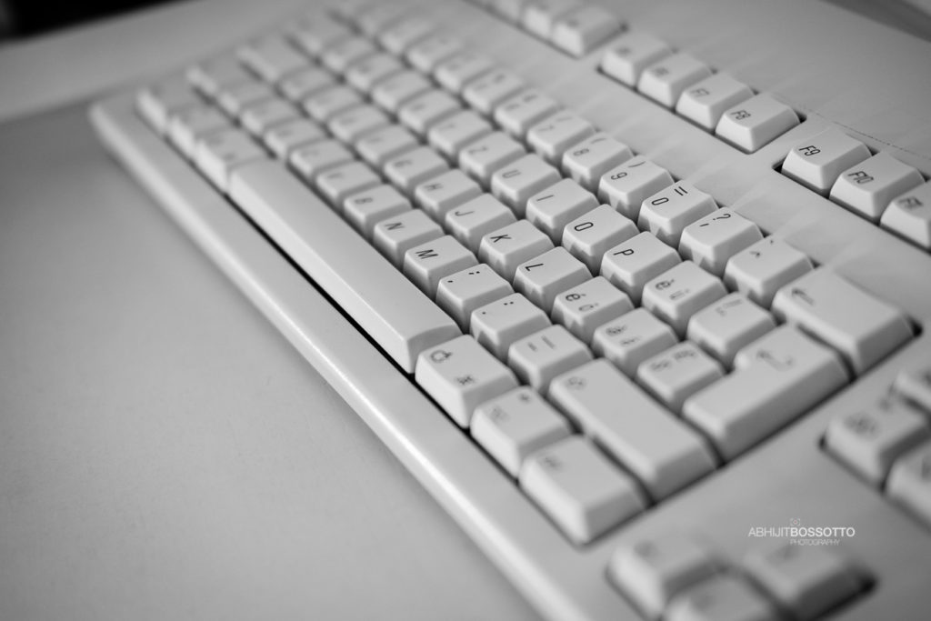 Apple Extended Keyboard 2